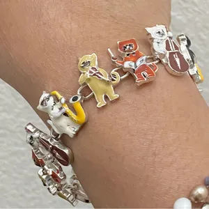 Adorable Silver-tone Enameled Musical Cat Playing Misic Instruments Bracelet 31g thumbnail 3