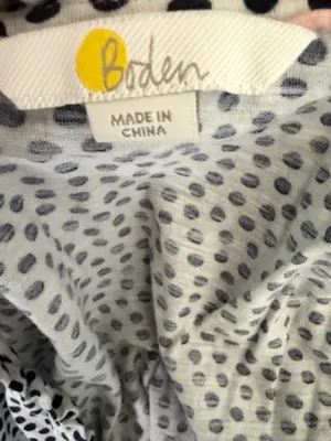 Boden x Anthropologie Polka Dot Ruffle Trim Cottagecore buttoned v-neck 20/22R. thumbnail 6