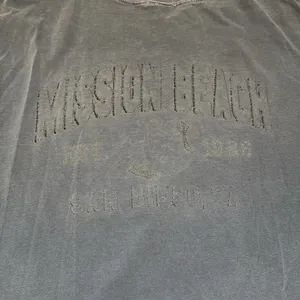 American Vintage Vintage Faded Mission Beach San Diego Blue Tshirt Medium Cropped thumbnail 3
