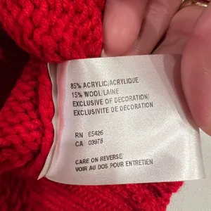 Northern Isles Red Snowflake Turtleneck Sweater Women's S/P Acrylic Wool‎ Blend thumbnail 6