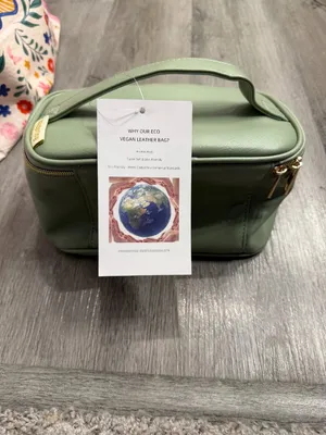 Wandering Nature “K” Makeup Bag Green thumbnail 3
