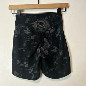 Gym shark kkfit black shorts women size small thumbnail 2