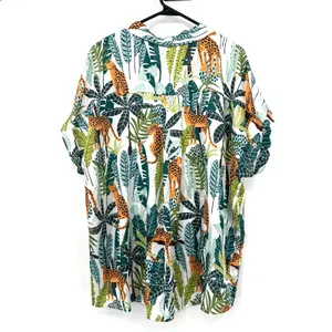 Entro Size 1X Short Sleeve Button Up Blouse Top Shirt Jungle Big Cat‎ Safari NWT thumbnail 2