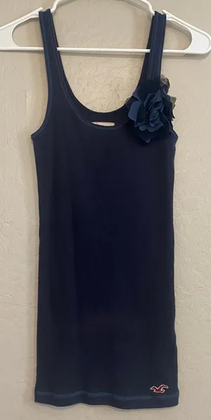 Y2K Hollister Tank Top Womens Sz Medium Floral Applique Bella Swan Navy Goth thumbnail 1