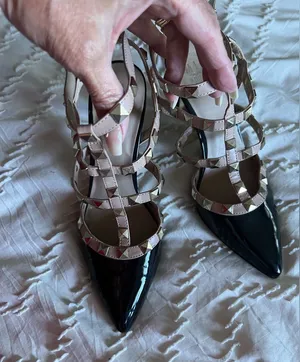 Mix No. 6 Women’s Black Patent Heels thumbnail 1
