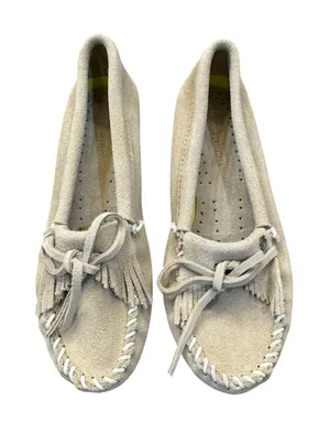 Minnetonka Slipper Kilty Women's Size 7 Beige Leather Breathable Comfort thumbnail 1
