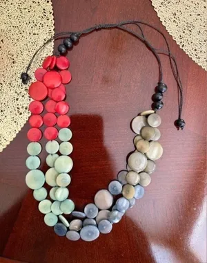 Multicolor Beaded Adjustable Necklace Red thumbnail 1