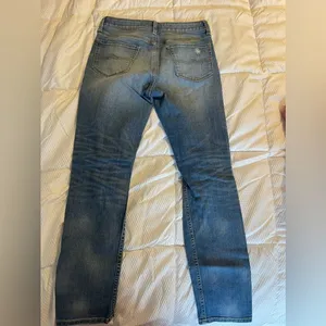 Arizona‎ Woman's blue jeans size 3 with rips thumbnail 2