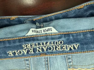 American Eagle Super Stretch Hi-Rise Artist Size 8 Short thumbnail 5
