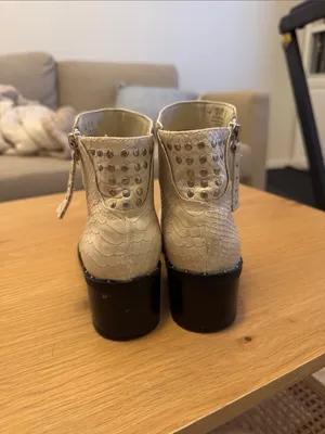 Fergalicious Textured Cream Ankle Boots with Side Zip thumbnail 5