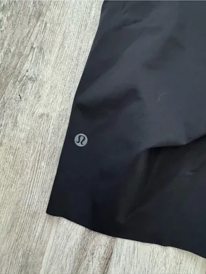 Lululemon Base Pace High-Rise Short 8" Black Size 6 NWOT thumbnail 9