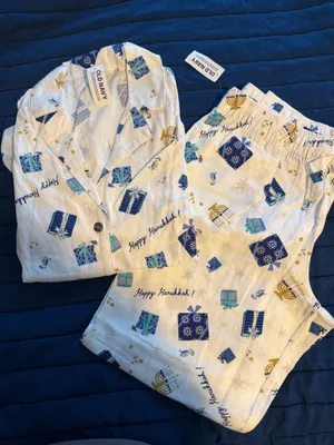 Old Navy Pajama Set thumbnail 1