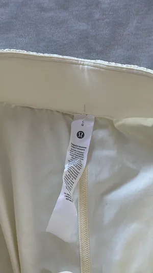 Lululemon NWT Shorts thumbnail 4