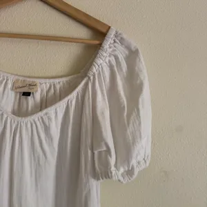 Universal Threads White Cotton Muslin Tiered Puff Sleeve Boho Mini Dress Large thumbnail 2