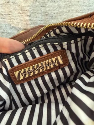 🍁 Madison West Brown Leather Crossbody Clutch Wristlet with Gold Hardware thumbnail 5