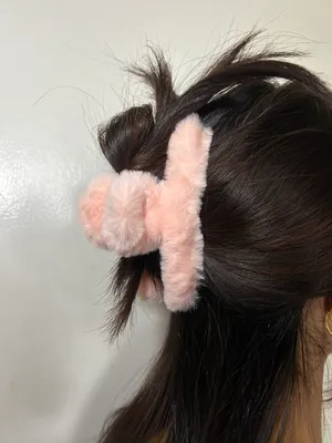 Grey Fluffy Claw Clip Gray thumbnail 3