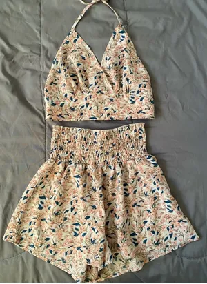Halter Top + Shorts Floral Two Piece Set Multi Size XS thumbnail 1