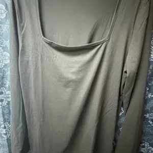 Source Unknown Women’s Charcoal Gray Square Neck Long Sleeve Top Size Large Soft Stretchy 2xL thumbnail 4
