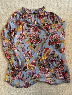 Hazel Blue Floral Blouse Women's Size‎ S Small Long Balloon Sleeve Ruffle Neck thumbnail 1