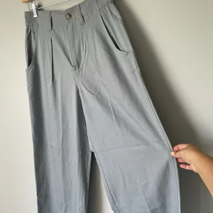 Madewell The Neale Straight-Leg Pant in Drapeweave Overcast Blue Women's Size 6 thumbnail 6