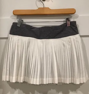 Lululemon Pleated Skort thumbnail 2