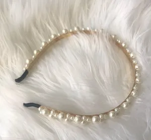 Pearl headband. thumbnail 3