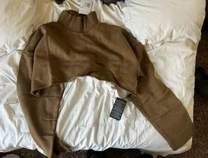 Forever 21 Mock Neck Crop Sweater thumbnail 1