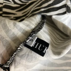 Zebra Print Sleeveless Dress thumbnail 4