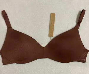 SKIMS Wireless Push-Up Bra 36A thumbnail 2