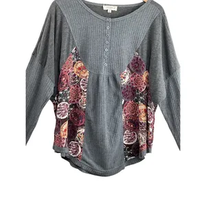 UMGEE USA Gray Waffle Knit Floral Patchwork Button Front‎ Tunic Top XL thumbnail 9