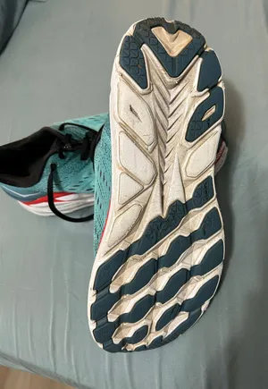 Hoka Clifton 8 Running Shoes thumbnail 3