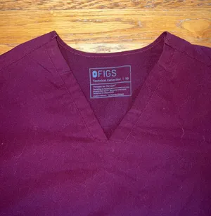 FIGS Scrub Top thumbnail 3