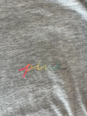 PINK Victoria’s Secret Long-sleeve Tee thumbnail 2