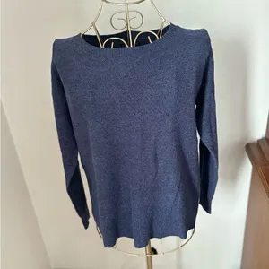 American Eagle Outfitters Crewneck Sweater Navy Size Small 55% Cotton thumbnail 6
