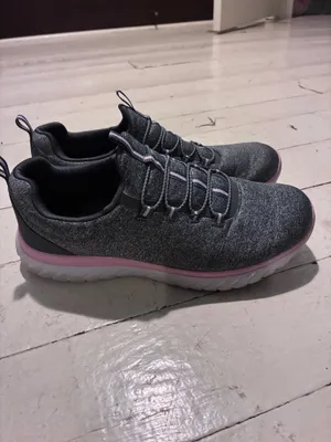 Athletic Works Women's Bungee Slip-On Sneakers thumbnail 4