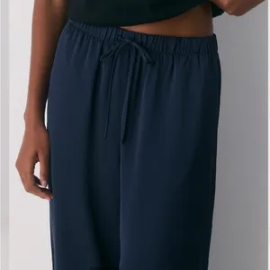 Aritzia Wilfred The Lodge Pant Crepette Navy Admiral thumbnail 3
