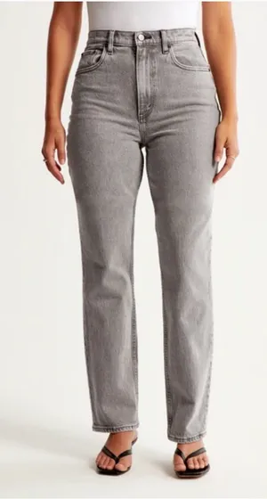 Abercrombie Curve Love 90s Straight Ultra High Rise Gray Jeans Size 27 thumbnail 1