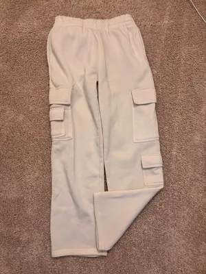 White Cargo Sweatpants Size L thumbnail 1