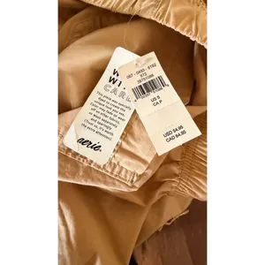 Aerie NWT Tan Cargo Parachute Pants Women’s S/P Drawstring Utility thumbnail 5