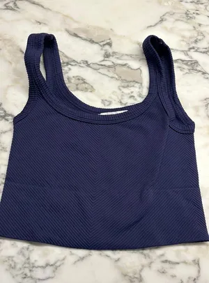 navy blue crop top Size XS thumbnail 1