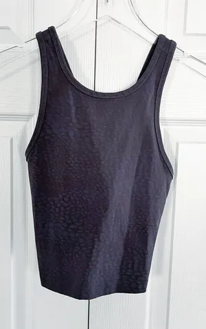Beyond Yoga Studio Cropped Longline Tank Shadow Grey Textured Athletic Top thumbnail 1