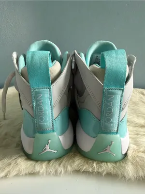 Nike Air Jordan Women’s Jumpman Two Trey Tropical Teal Sneakers thumbnail 6