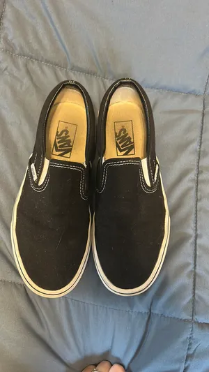 Black Vans Slip-On Women’s thumbnail 2