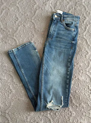 ZARA Jeans thumbnail 1