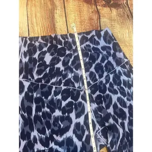 Aerie Offline Blue Cheetah Crossover Waist Legging 7/8 length and Size M thumbnail 3