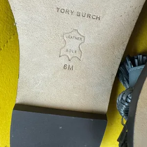TORY BURCH Gray Leather Straw Flat Shoes Sandals Size 6 thumbnail 6