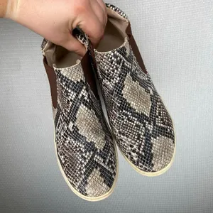 COCONUTS Snakeskin Print Slip On Sneakers Ankle Fashion Casual‎ Shoes thumbnail 2