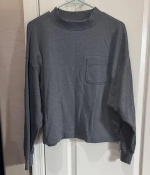Old Navy Gray Sweatshirt thumbnail 1