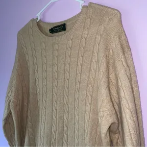Vintage Greenwich L Cashmere Cream Sweater Cable Knit Fisherman Quiet Luxury thumbnail 2