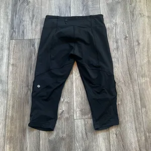 Lululemon capri leggings thumbnail 1